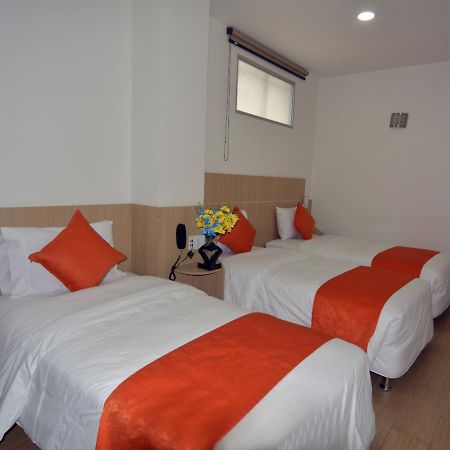 Hotel Granada Plaza مانيزاليس المظهر الخارجي الصورة
