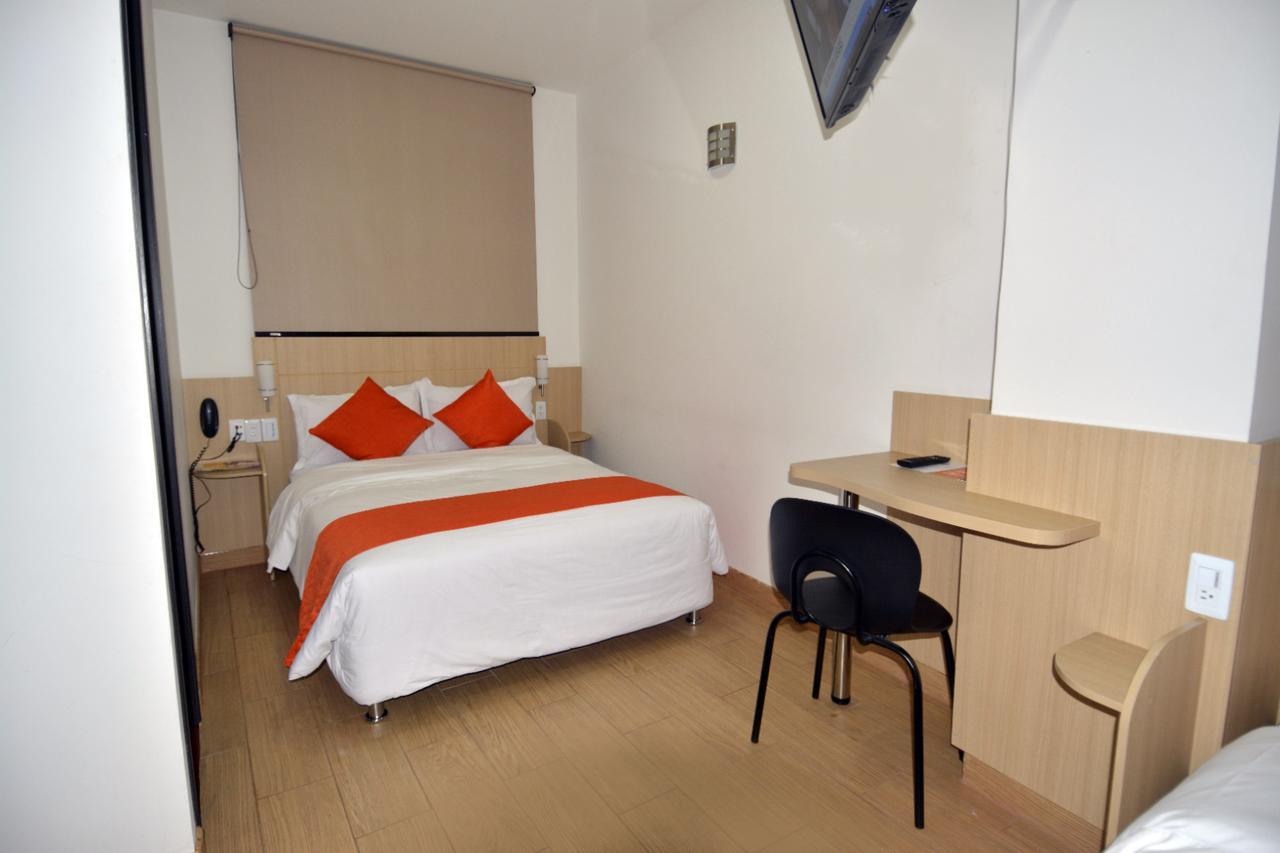 Hotel Granada Plaza مانيزاليس المظهر الخارجي الصورة
